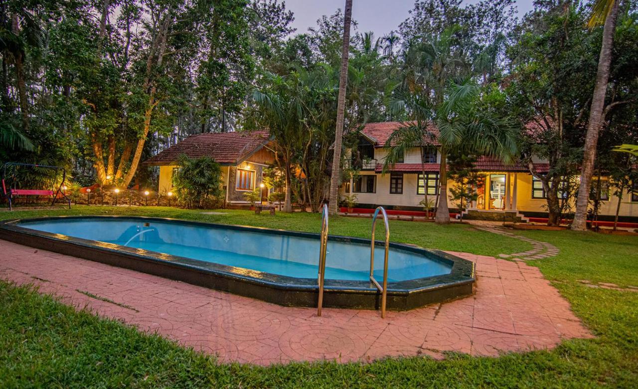 Orchid Trails Resort 2*